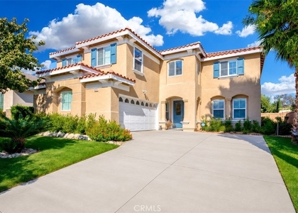 1826 Pinnacle - Photo 1