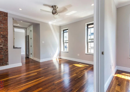 Lexington Avenue & E 101st st - Photo 1
