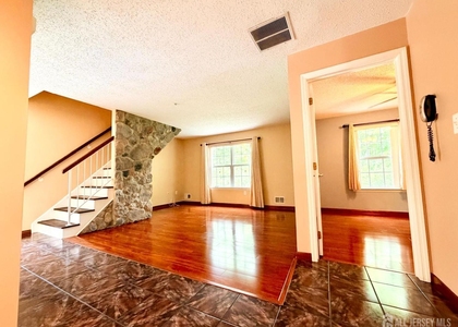 191 Prestwick Way - Photo 1