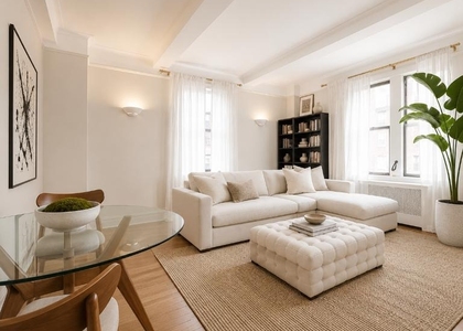 27 W 96th Street - Photo 1