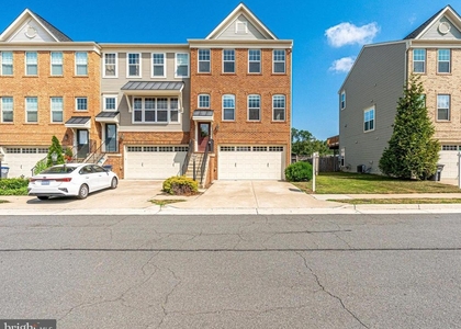 43472 Hopestone Terrace - Photo 1
