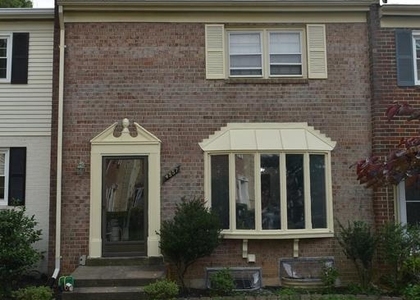4557 King Edward Court - Photo 1