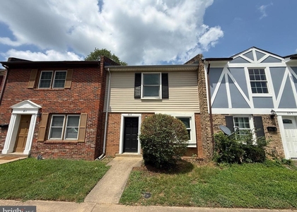 809 Denton Circle - Photo 1