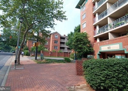 610 N West Street - Photo 1