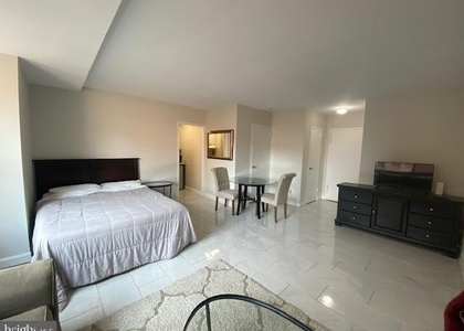 1011 Arlington Boulevard - Photo 1