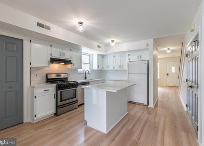 1330 N Hancock Street - Photo 1