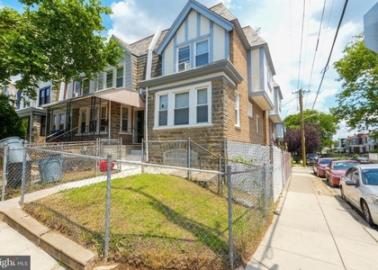 7401 Andrews Avenue - Photo 1