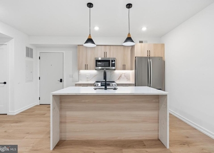 208 Vine Street - Photo 1