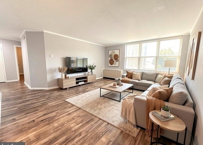 6100 Henry Avenue - Photo 1