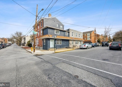 301 N Darlington Street - Photo 1