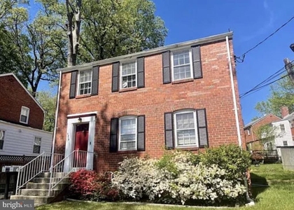 3516 Longfellow Street - Photo 1
