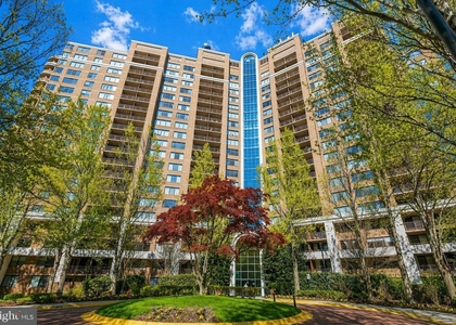 10101 Grosvenor Place - Photo 1