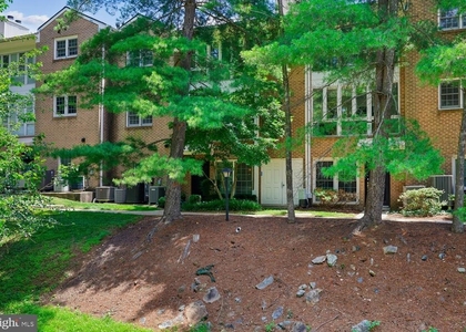 5702 Brewer House Circle - Photo 1