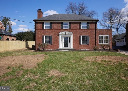 5135 Massachusetts Avenue - Photo 1