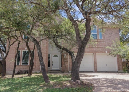 706 Hilltop Dr - Photo 1
