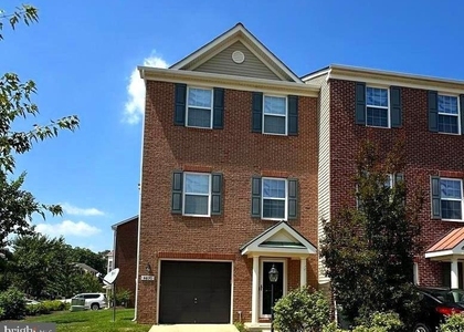 4890 Olympia Place - Photo 1