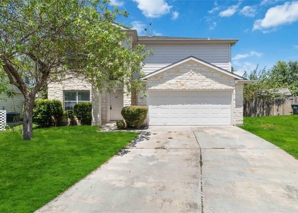 401 Spruce Dr - Photo 1