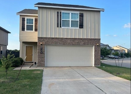117 Hondo Gap Ln - Photo 1