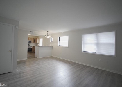 3287 15th Place Se - Photo 1