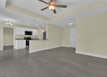 2601 48th Street W - Photo 1