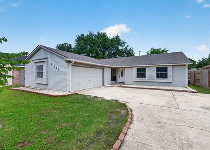 21043 Northern Colony Ct - Photo 1