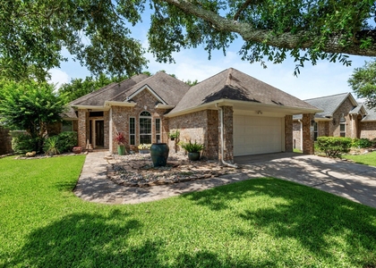2723 Shelby Drive - Photo 1