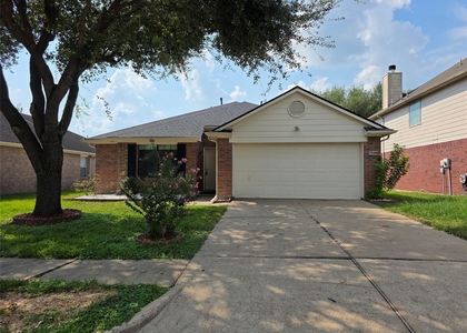 16106 Darwood Court - Photo 1