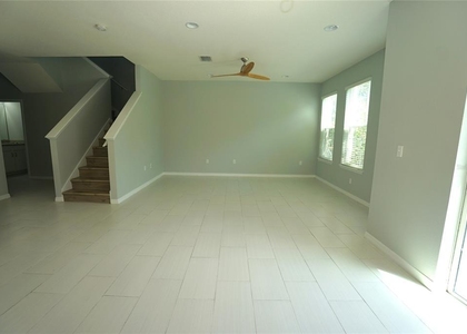 7001 Interbay Boulevard - Photo 1