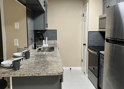 211 Thorn Tree Place - Photo 1