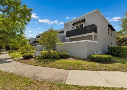 201 S Arrawana Avenue - Photo 1