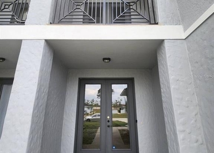 328 Dundee Drive - Photo 1