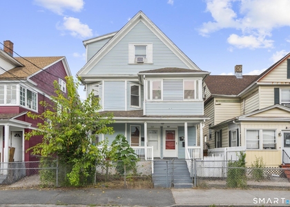 565 Carroll Avenue - Photo 1