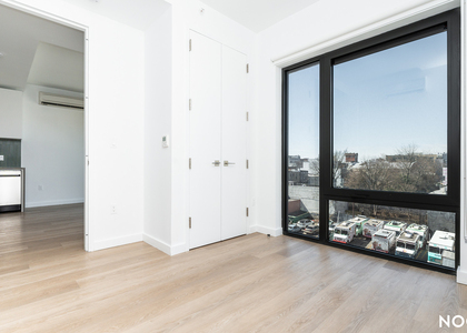 527 Grand Ave  - Photo 1