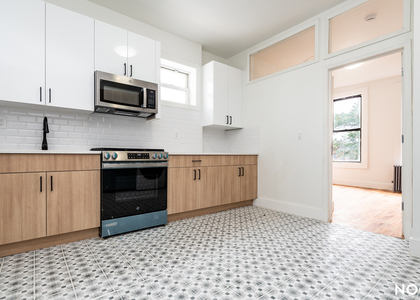 88 Menahan St - Photo 1