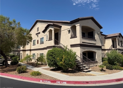 2291 W Horizon Ridge Parkway - Photo 1