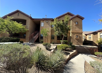 8250 N Grand Canyon Drive - Photo 1