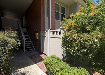 650 Oakmont Avenue - Photo 1