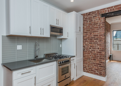 260 Washington Ave - Photo 1