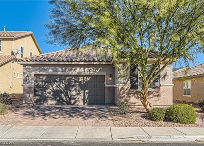 974 Spiracle Avenue - Photo 1