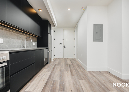 26 Quincy St  - Photo 1