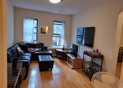 206 East 34th Street - Photo 1