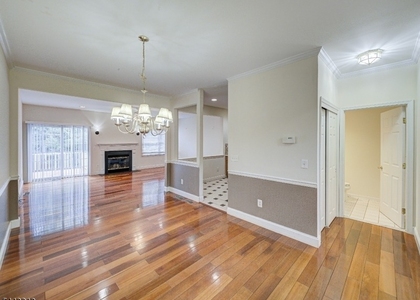 223 Emily Pl - Photo 1