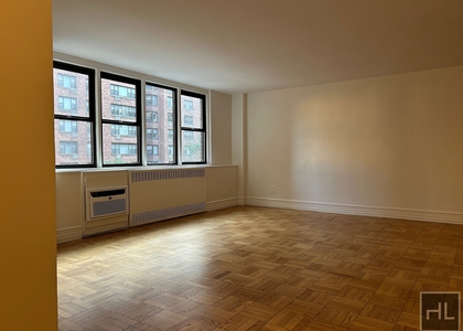East 79th Street - Photo 1