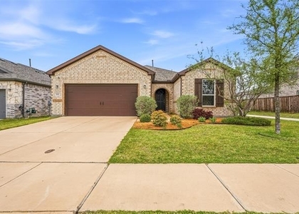 960 Tule Drive - Photo 1