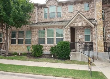 913 Shelby Lane - Photo 1