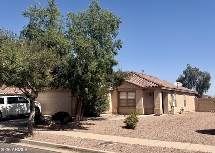3114 W Mark Lane - Photo 1