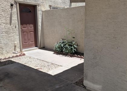 2409 W Campbell Avenue - Photo 1