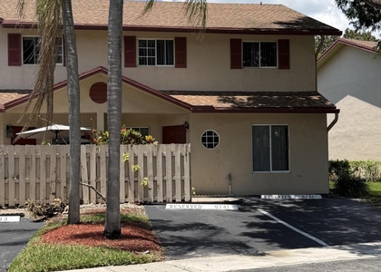 9741 Nw 37th Street - Photo 1