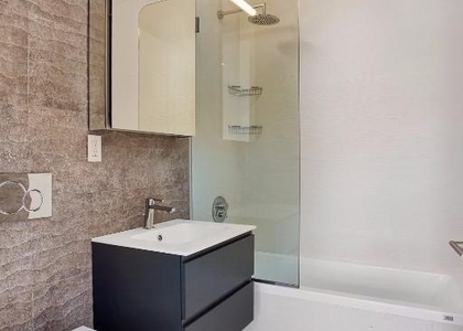 195 Stanton Street - Photo 1