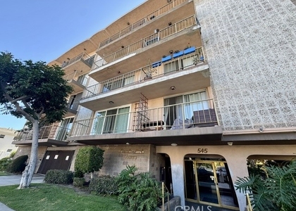 545 Chestnut Avenue - Photo 1